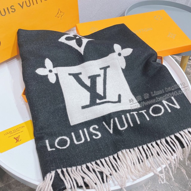 Louis Vuitton經典四葉草圖案圍巾 路易威登水貂絨口袋圍巾 LV高端兔絨圍巾披肩  mmj1380